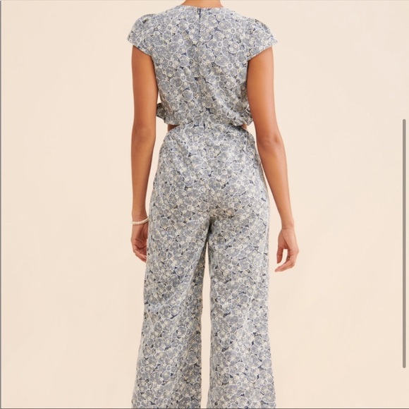 NWOT Adelyn Rae jumpsuit. S and XS available. NEVER WORN - Picture 3 of 3